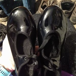 Tap shoes